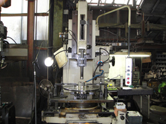 山毛鉄工製 スロッター